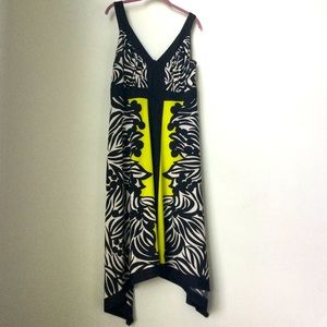 💥 Sale 2/$15 INC Black and White Vneck Geometric & Animal Print Dress